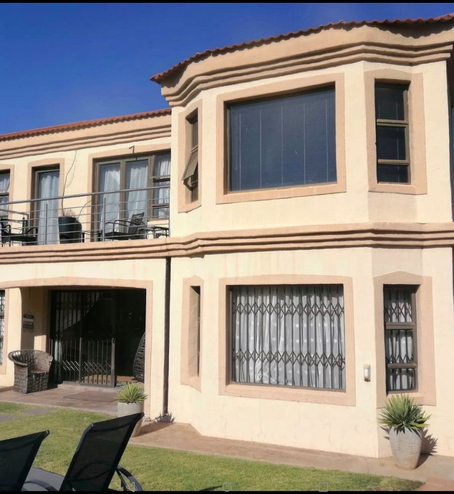 3 Bedroom Property for Sale in Universitas Free State